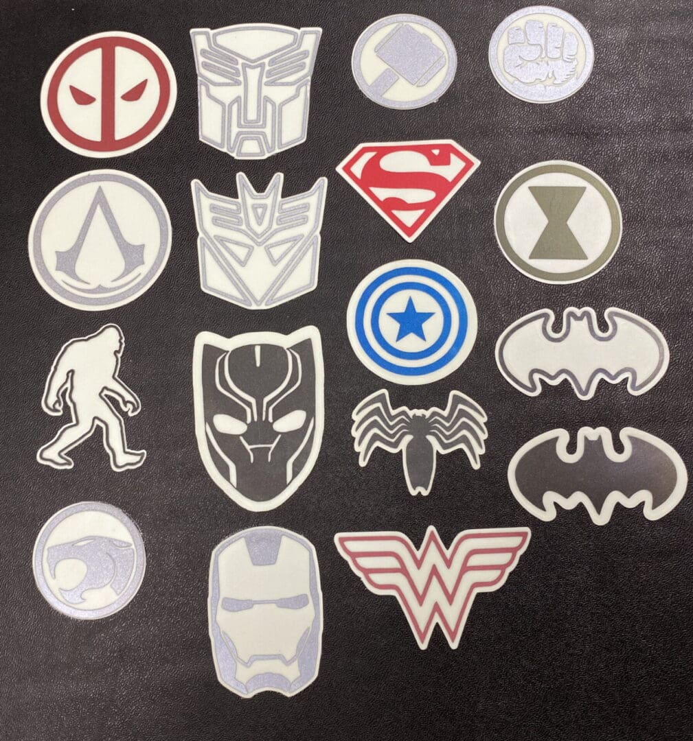 Super Heroes - CHOOSE ONE image 1