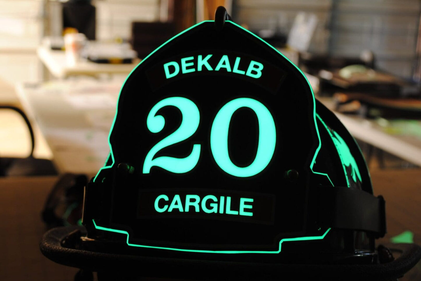 Shield- Traditional 2 rocker w/band image 1